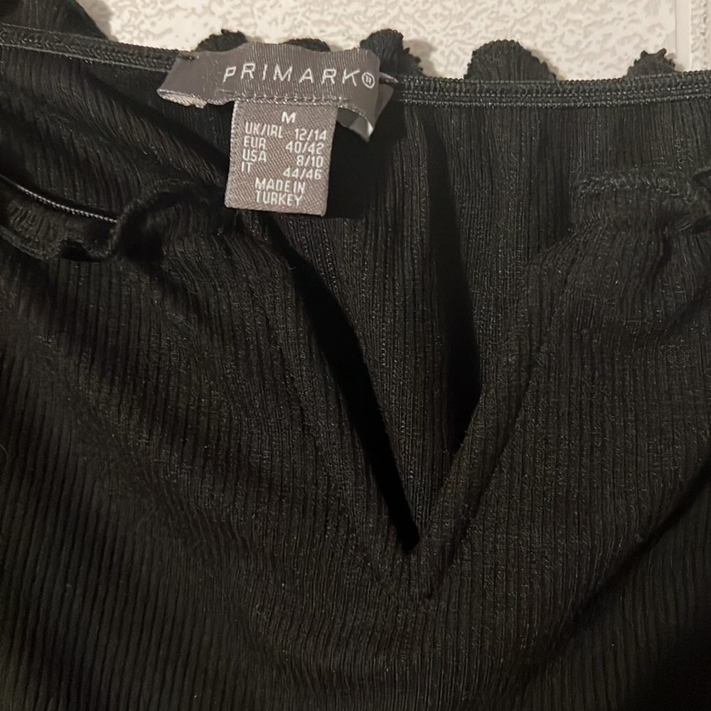 Medium primark black off the shoulder shirt - Picture 2 of 2